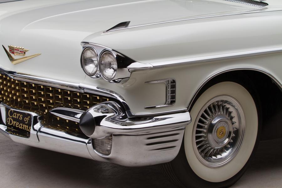  Cadillac Eldorado Biarritz Convertible 1958 года  (фото 21 из 39)